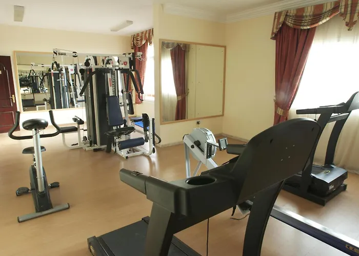 Safeer Hotel Suites Muscat