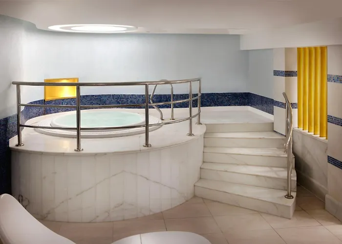 Sheraton Oman Hotel Muscat