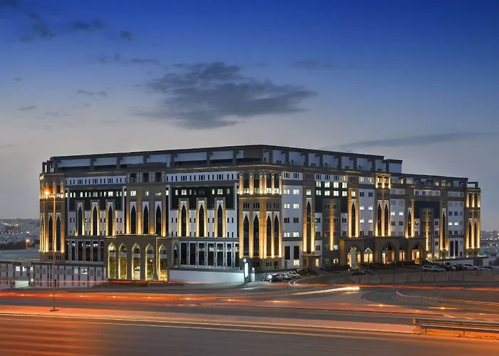 Muscat hotels near Sultan Qaboos Grand Mosque